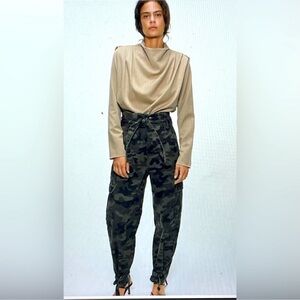 Zara The Joy PaperBag Pants Jeans Camo Denim Relaxed Fit Tapered Leg High waist